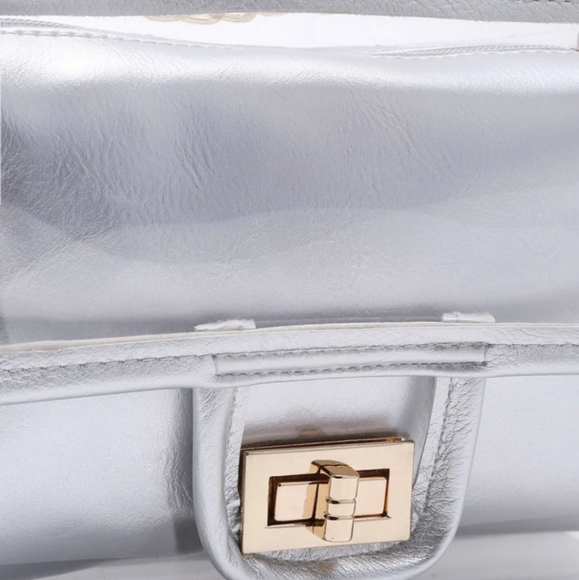 Purse - Picture 3 of 4